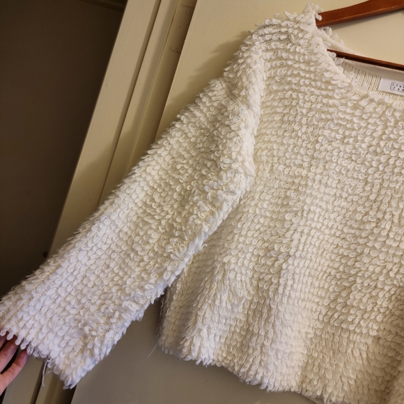 Lowrys Farm Fuzzy Wool Pullover Sweatshirt In Warm Ivory - Picture 9 of 9